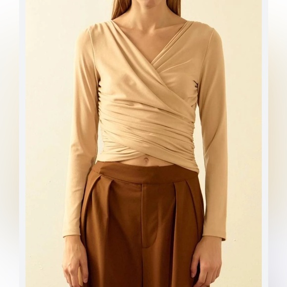 NWT Endless Rose Taupe Long Sleeve Crossover Top - Picture 1 of 12